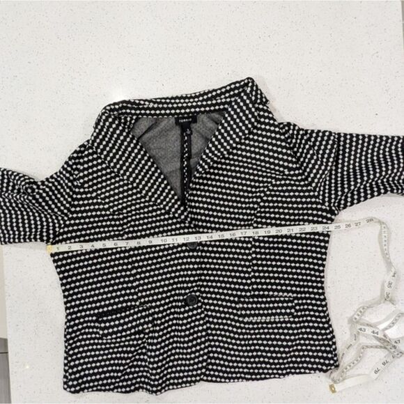 Torrid Black White Dot Pattern Blazer Jacket 2 Buttons Collared Pockets Plus 3X - Picture 5 of 10